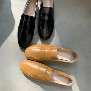 Sapatos leves das Mulheres de Couro de Grão Integral Salto Baixo 1 CM Design Simples, Confortáveis Mocassins Dedo do pé Redondo TPR Inferior