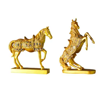 Decorativos de Ouro Cavalo Estátua de Decoração de Casa de Fengshui Arte Resina Cavalo Estatueta para o Vinho Armário Estante Home Office Decoração de Sala de estar